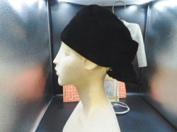 betmar black velvet bow b